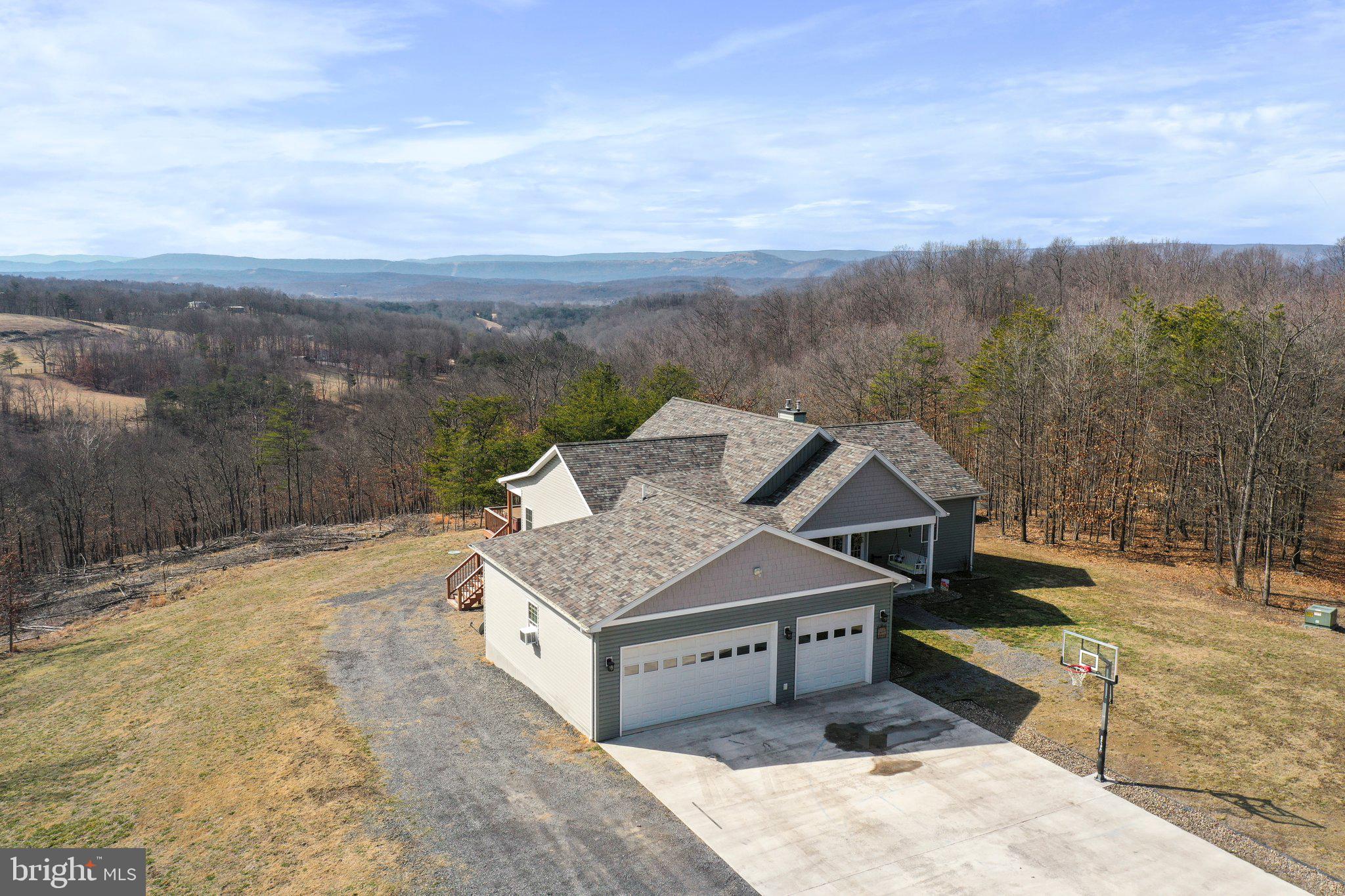 OAKPOINTE - Residential