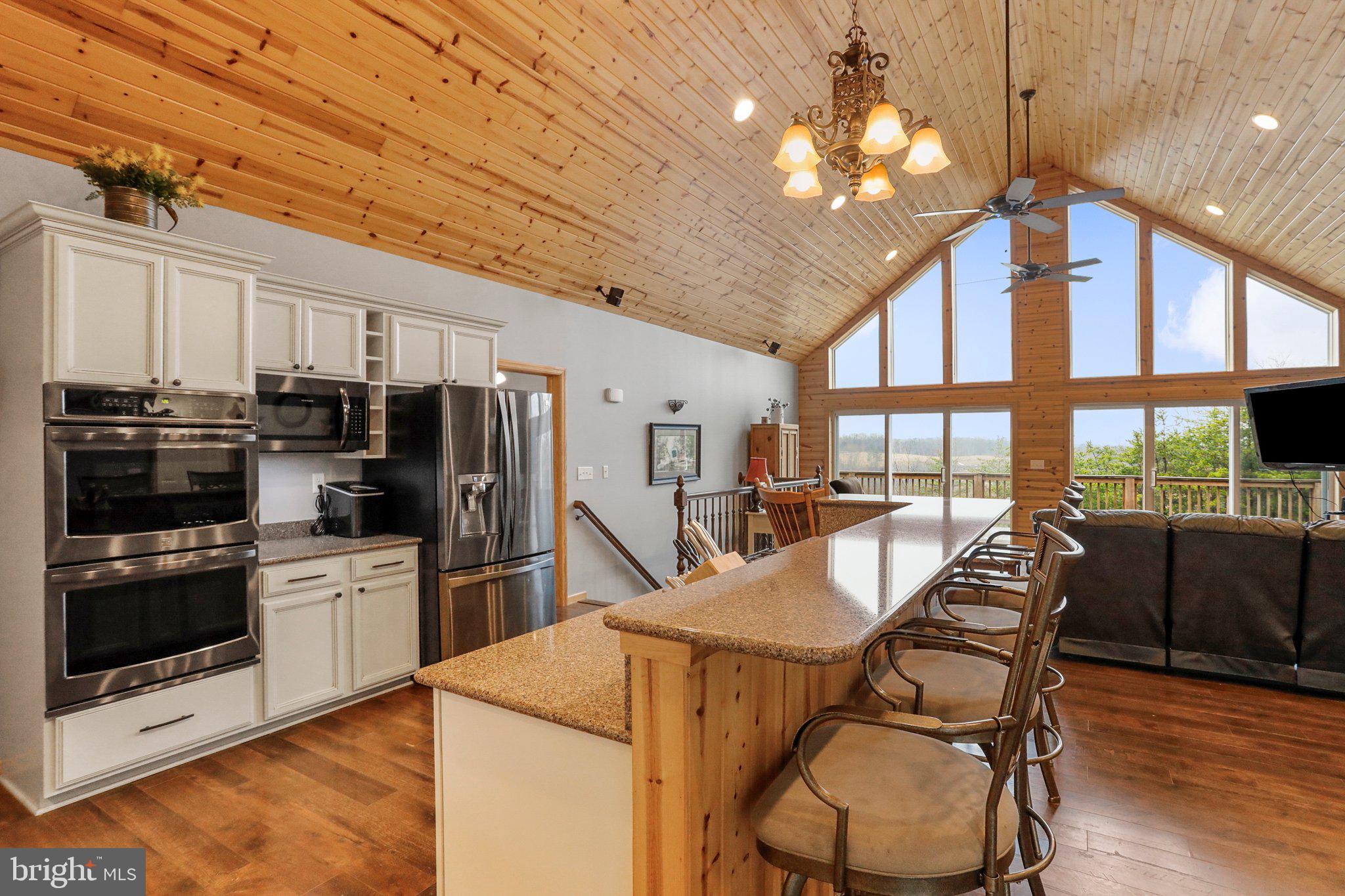 OAKPOINTE - Residential