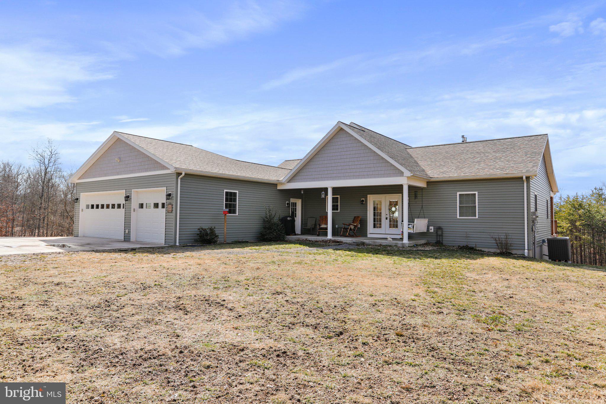 OAKPOINTE - Residential