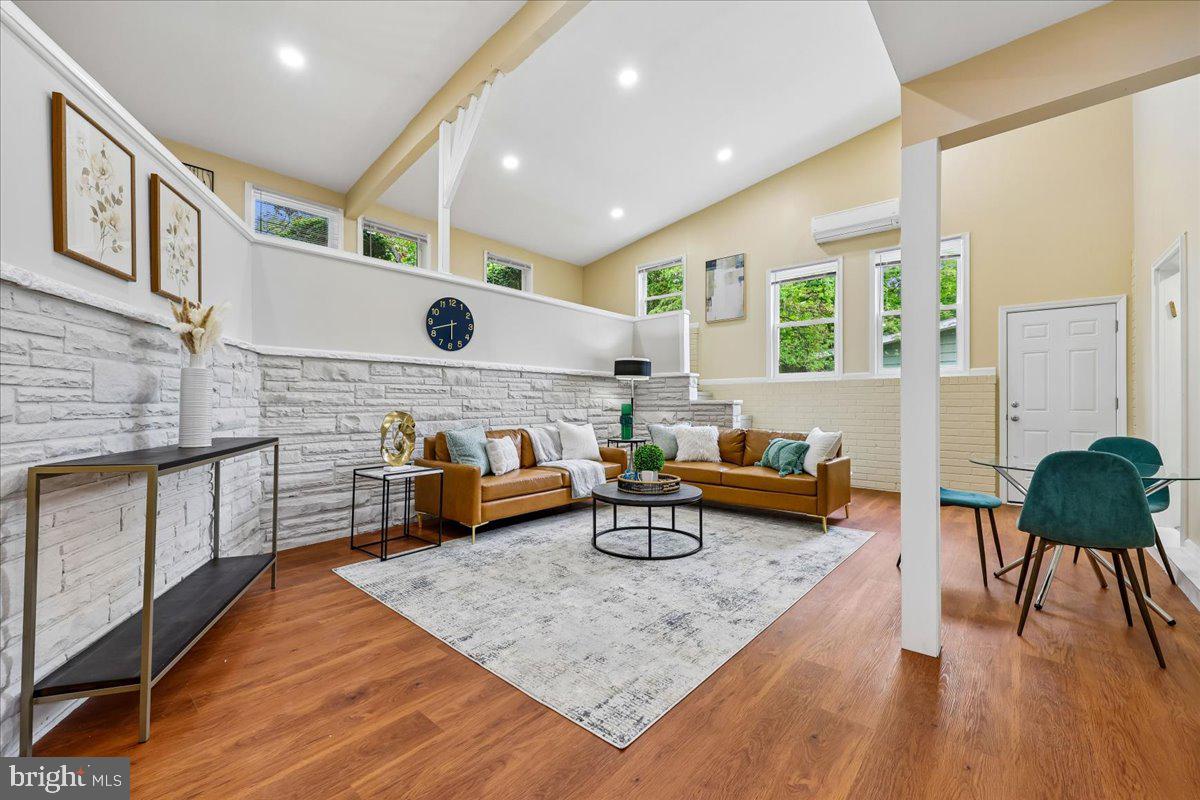 KEMP MILL ESTATES - Residential