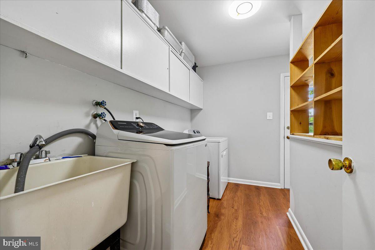 KEMP MILL ESTATES - Residential