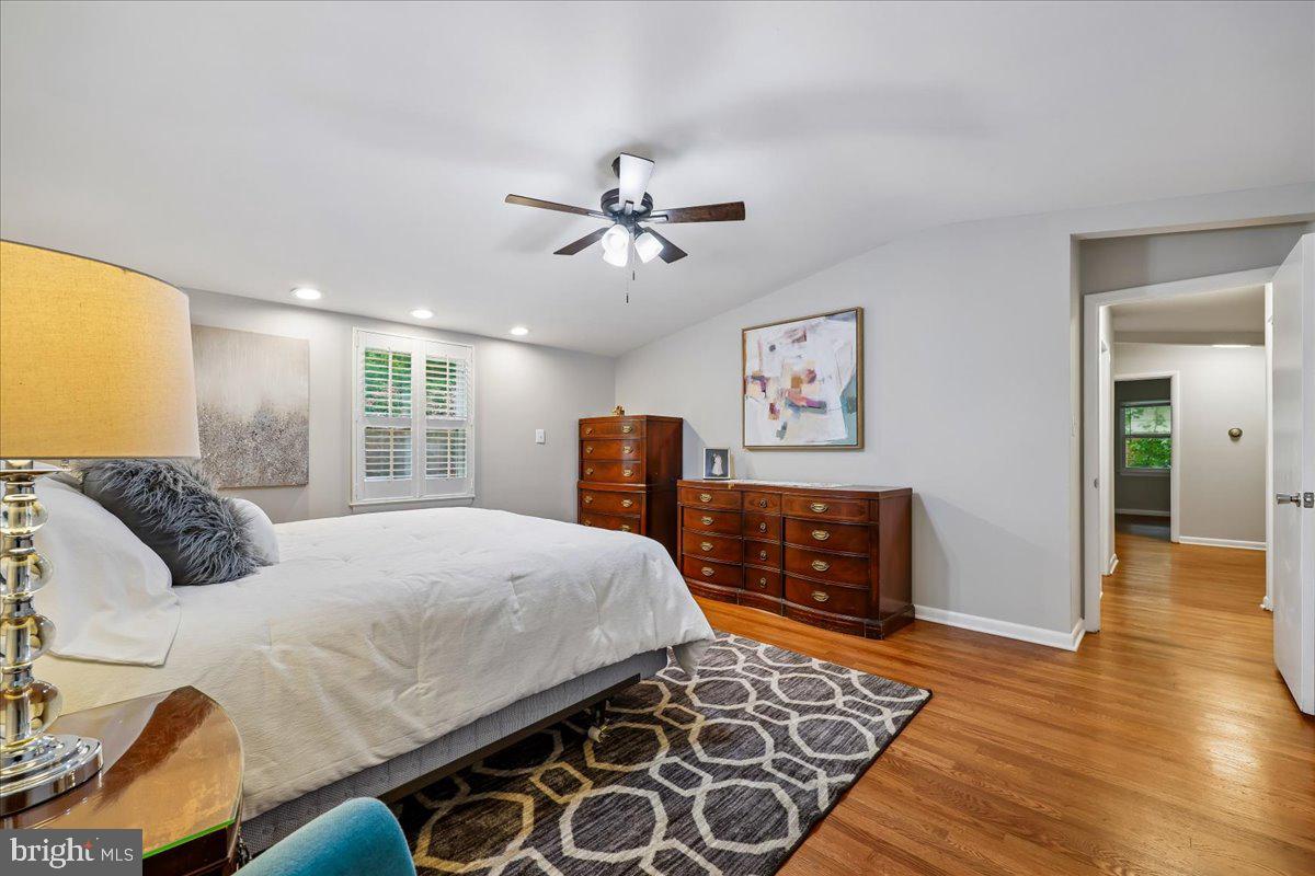 KEMP MILL ESTATES - Residential