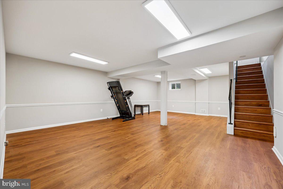 KEMP MILL ESTATES - Residential