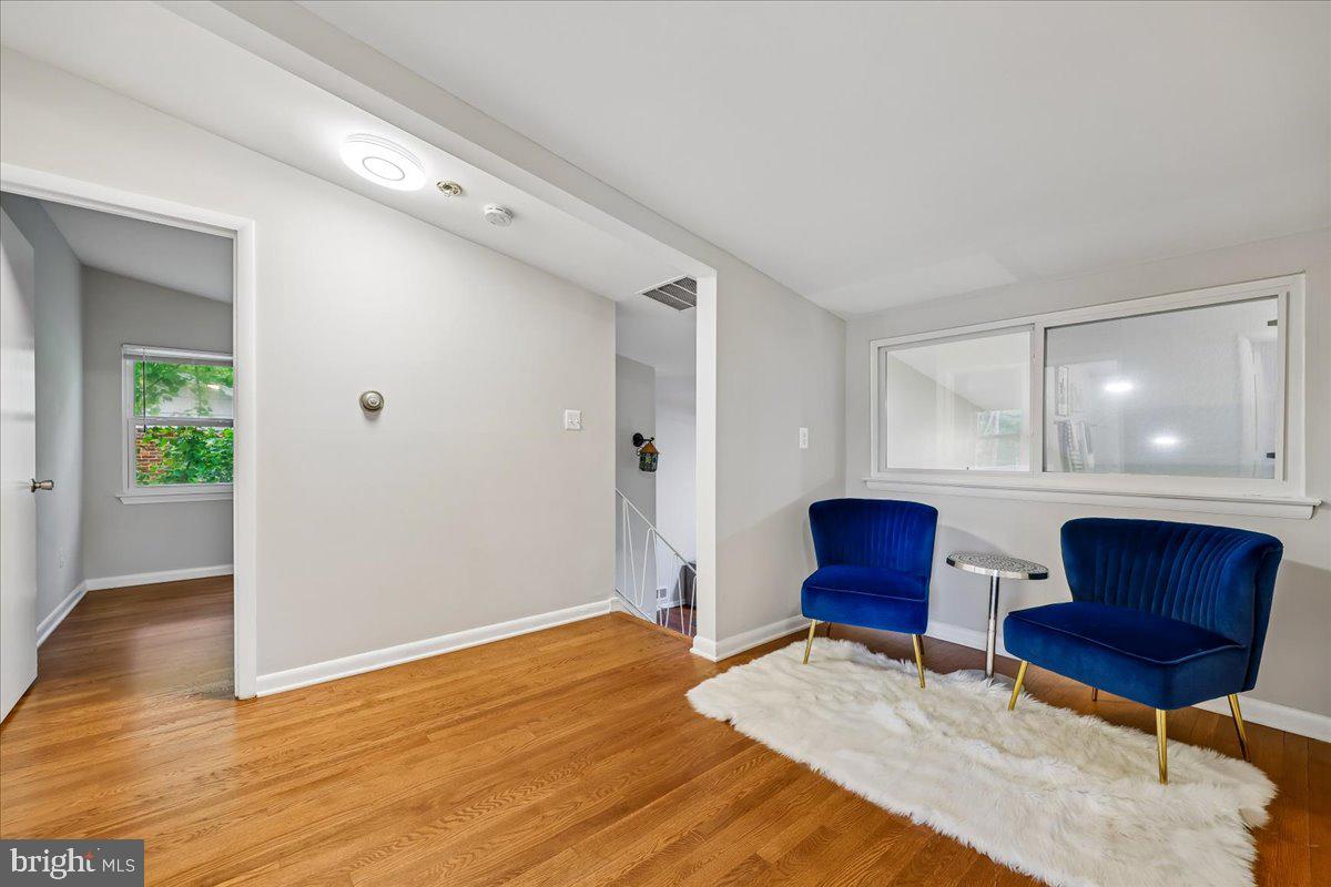 KEMP MILL ESTATES - Residential