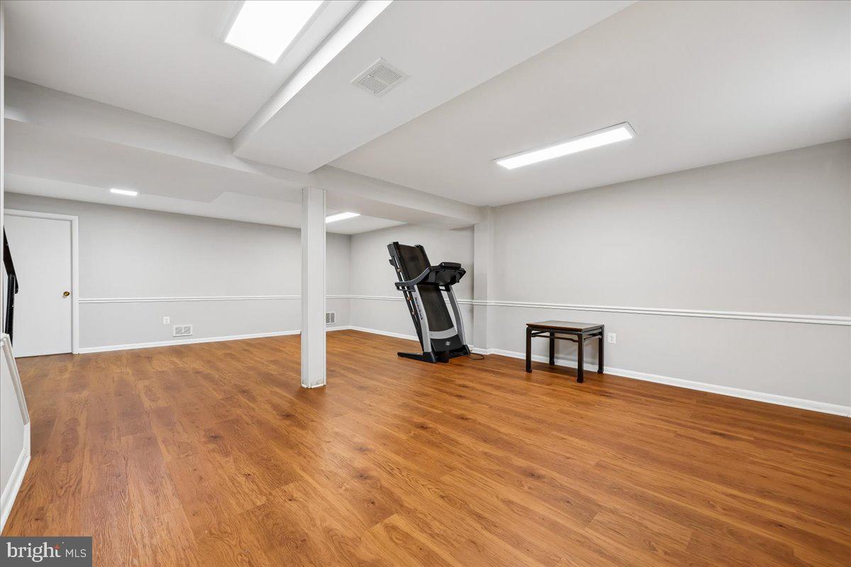 KEMP MILL ESTATES - Residential