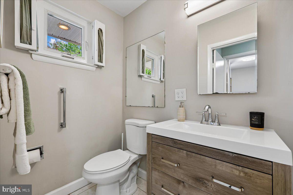 KEMP MILL ESTATES - Residential