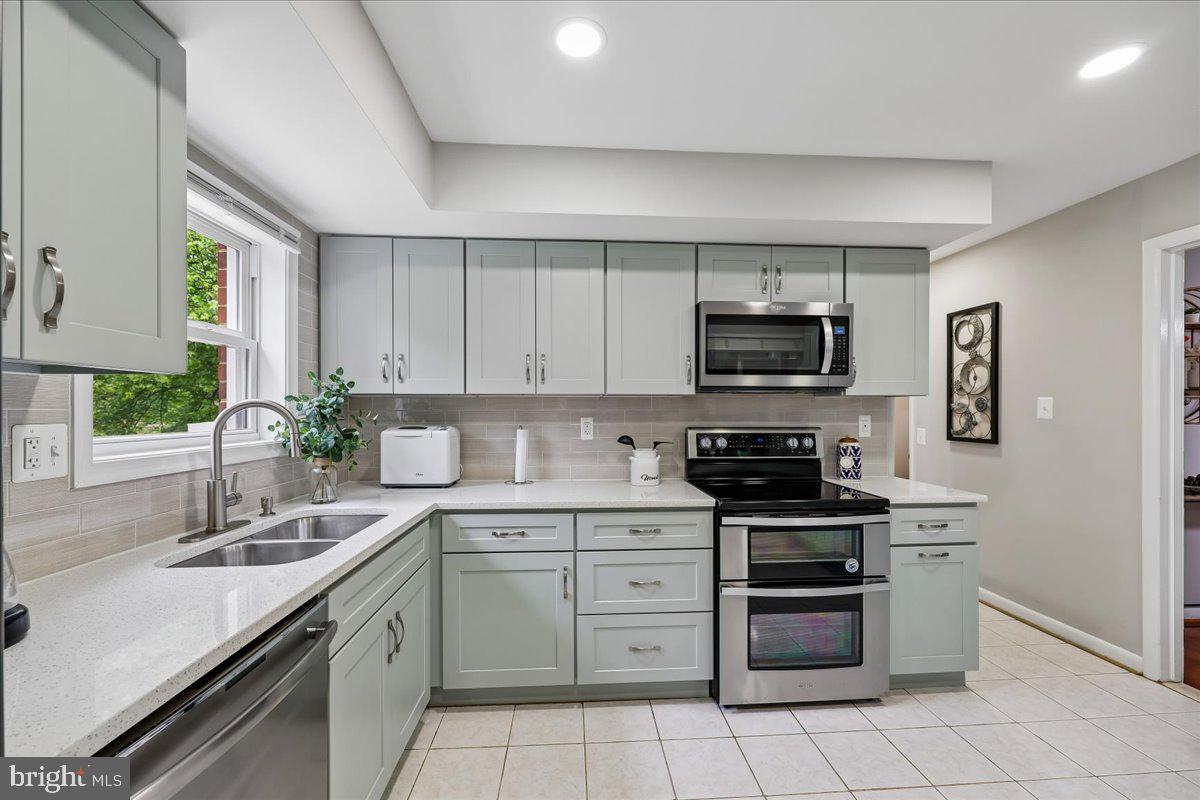 KEMP MILL ESTATES - Residential