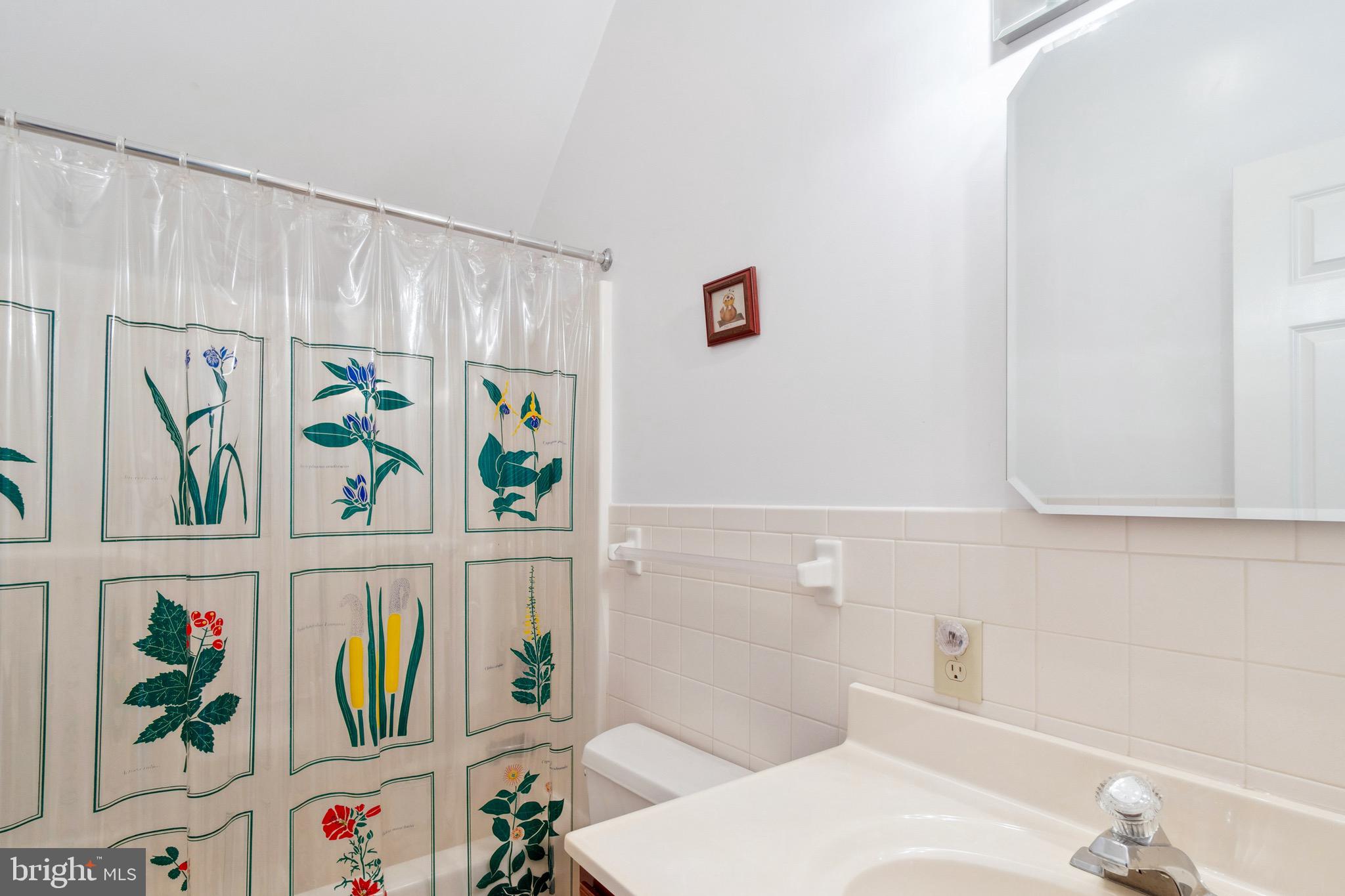 PINEY NECK - Residential