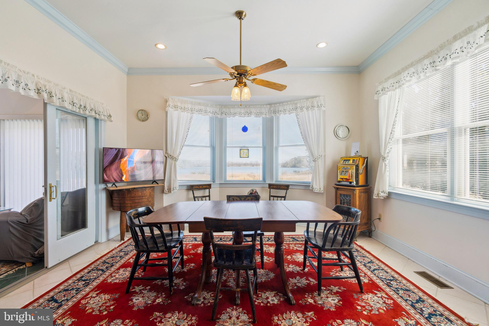 PINEY NECK - Residential