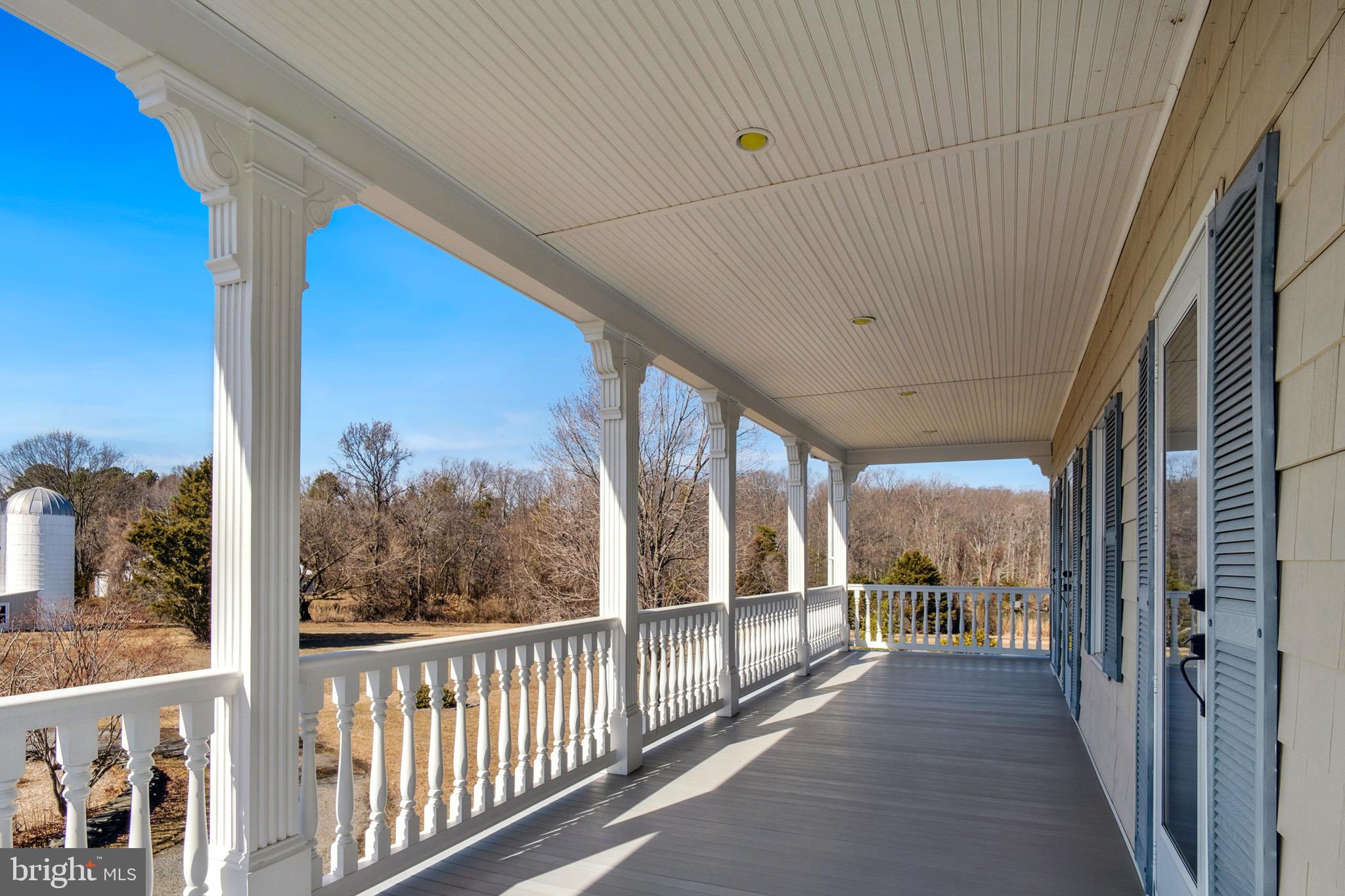 PINEY NECK - Residential