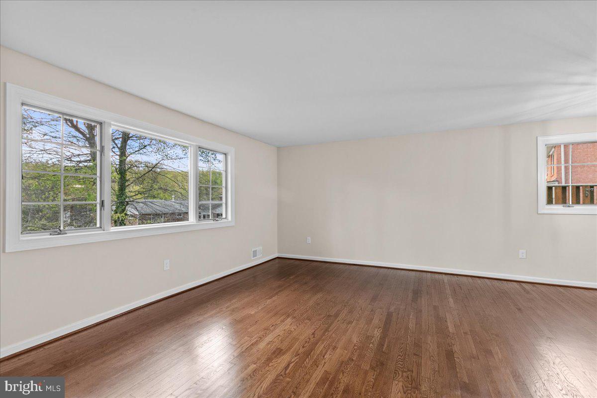 KINGS PARK - Residential