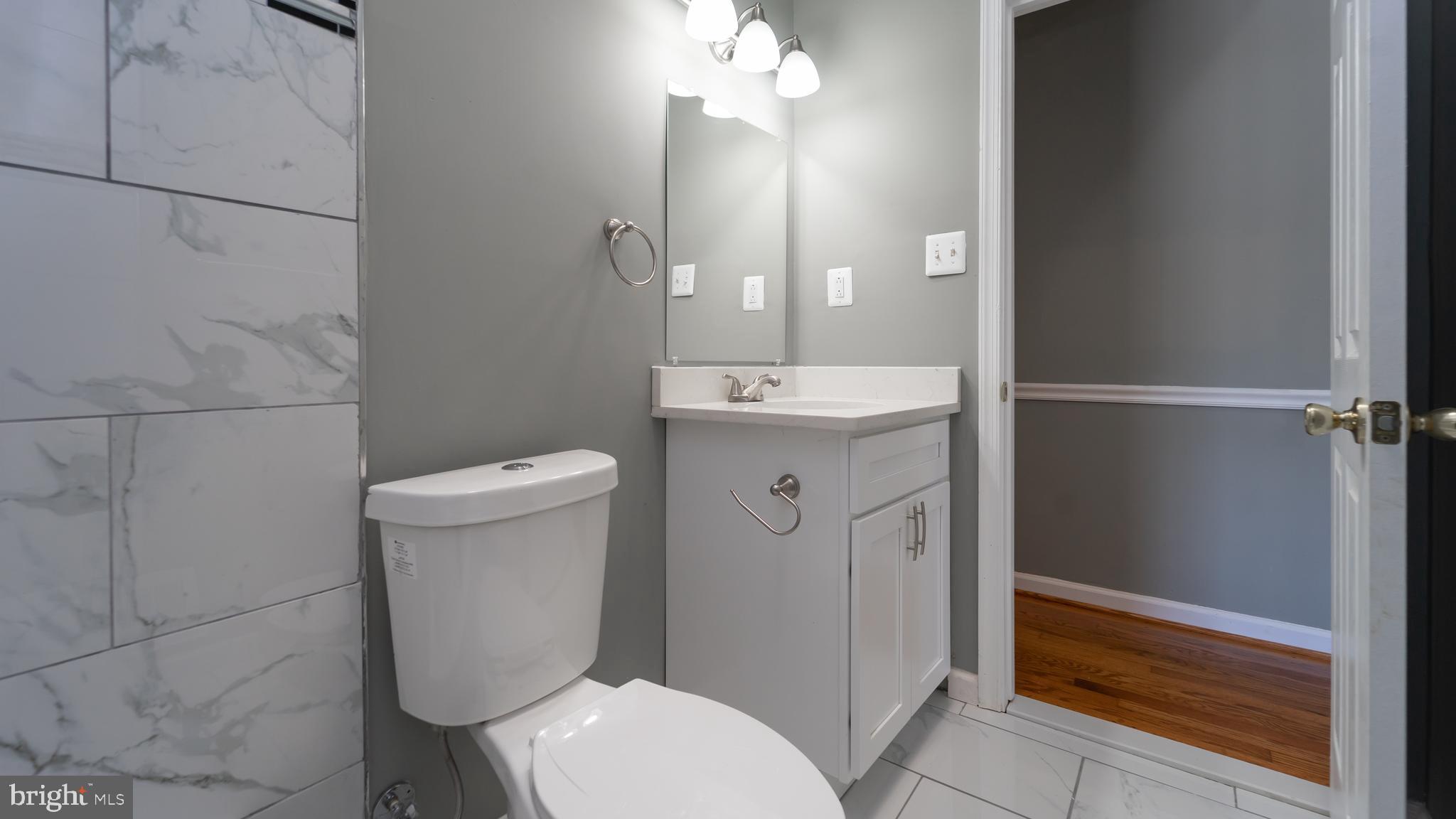 WILLIAMSBURG - Residential