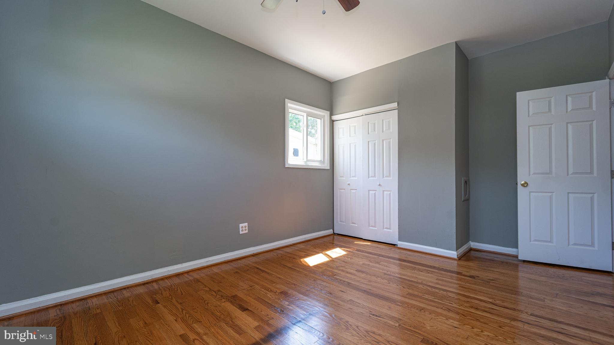 WILLIAMSBURG - Residential