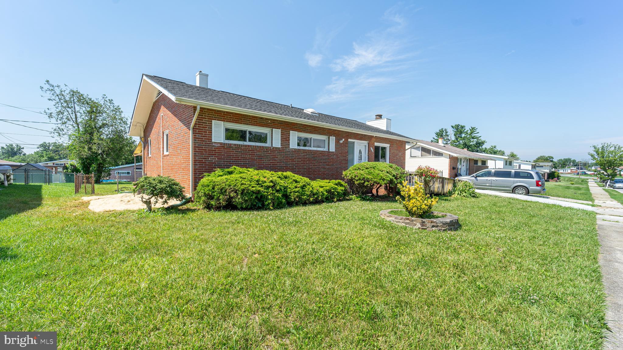 WILLIAMSBURG - Residential