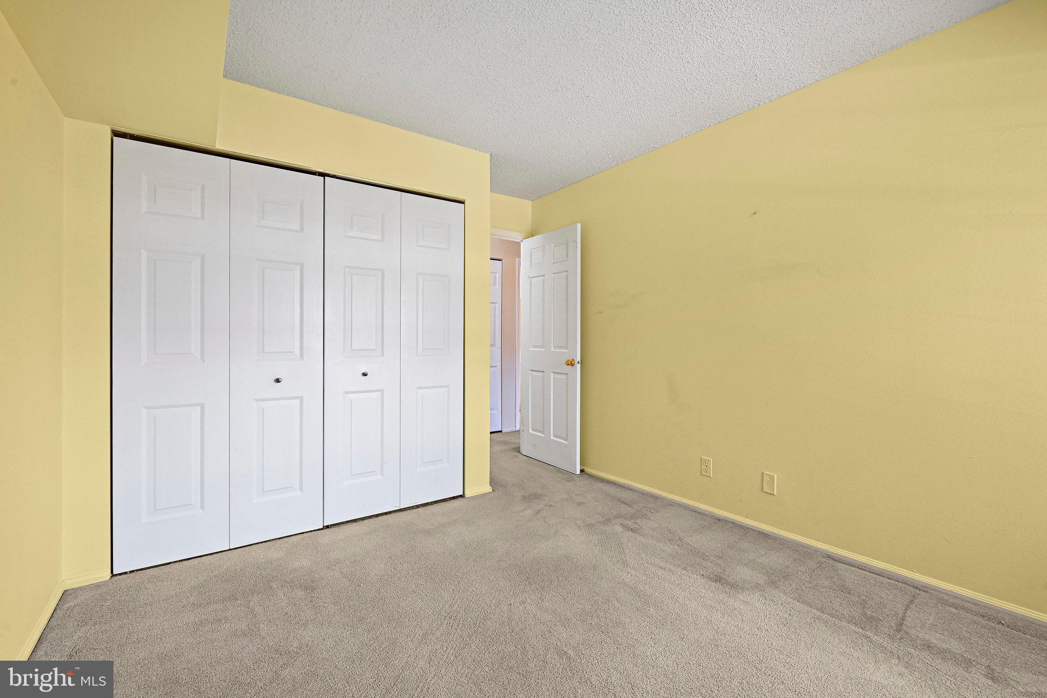 THE COLONIES - Residential