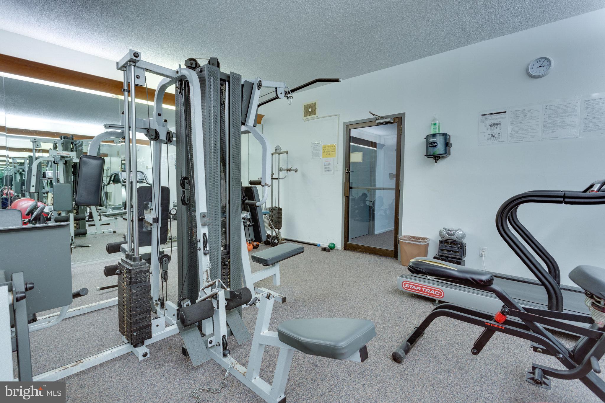 THE COLONIES - Residential