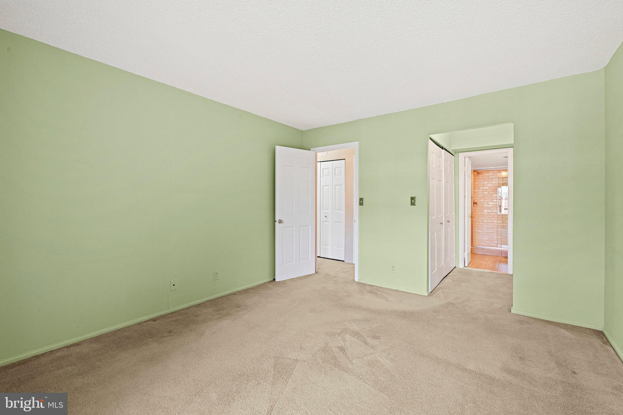 THE COLONIES - Residential