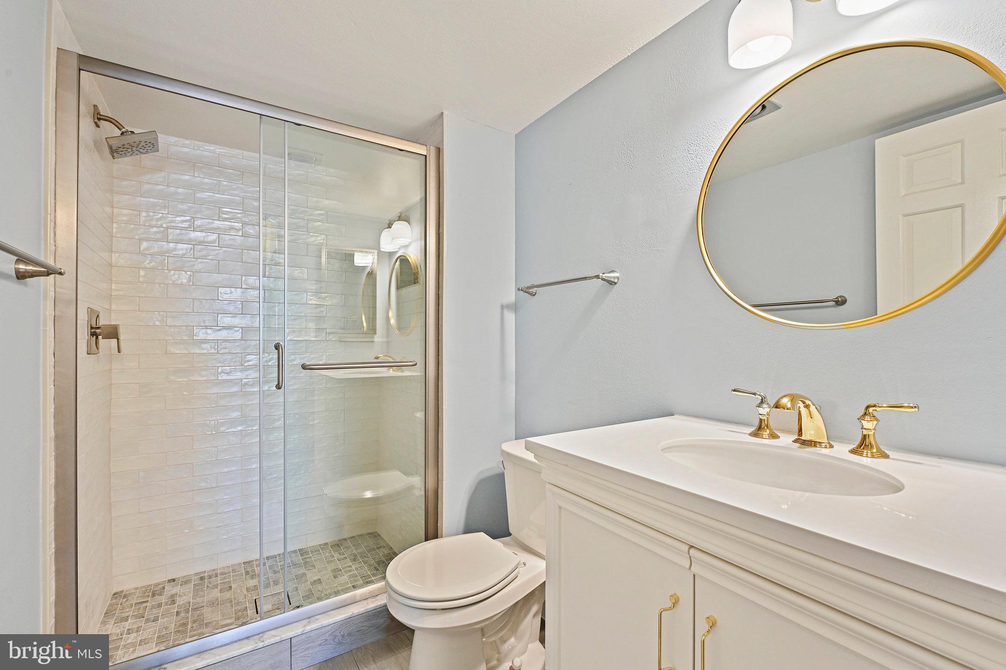 THE COLONIES - Residential