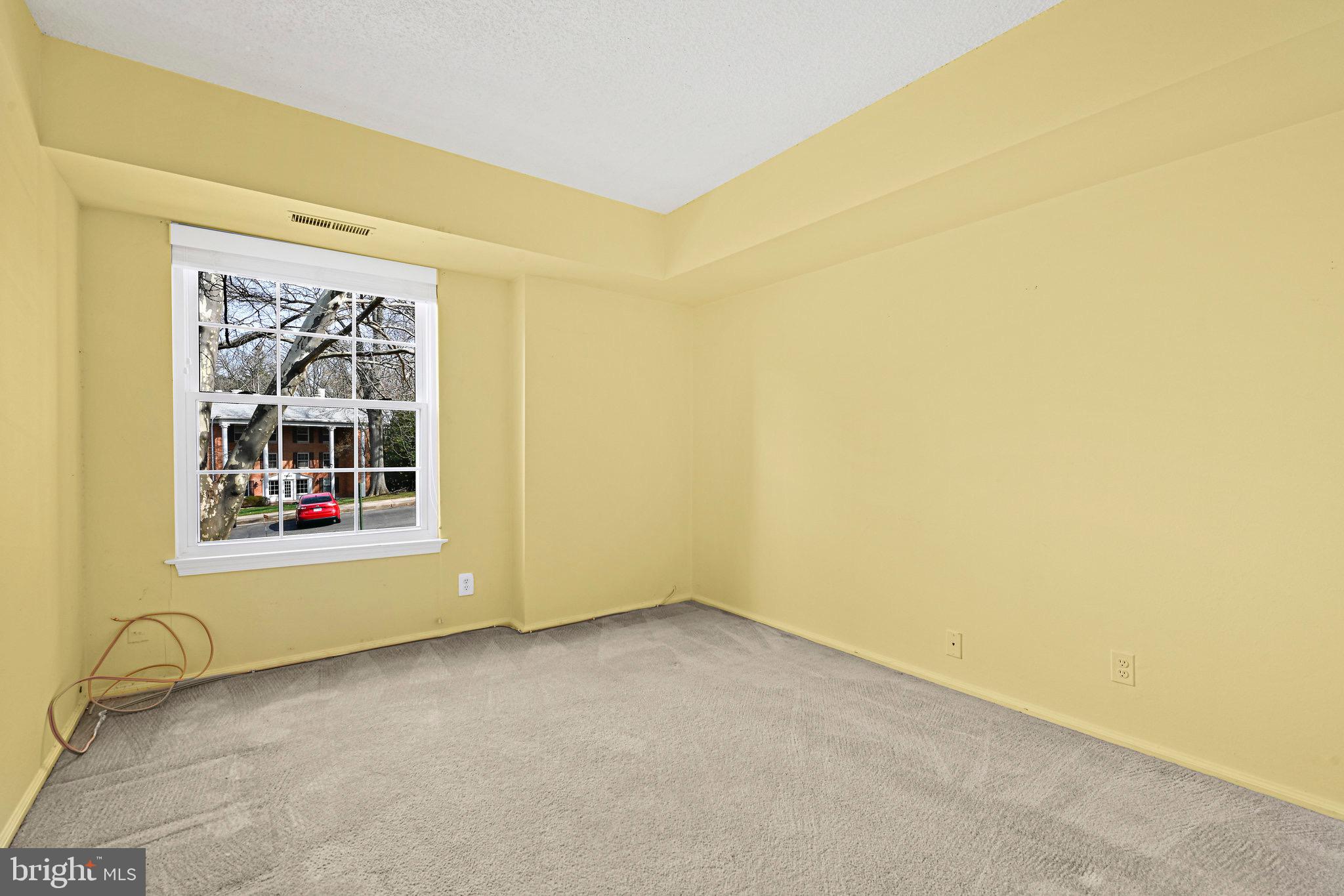 THE COLONIES - Residential