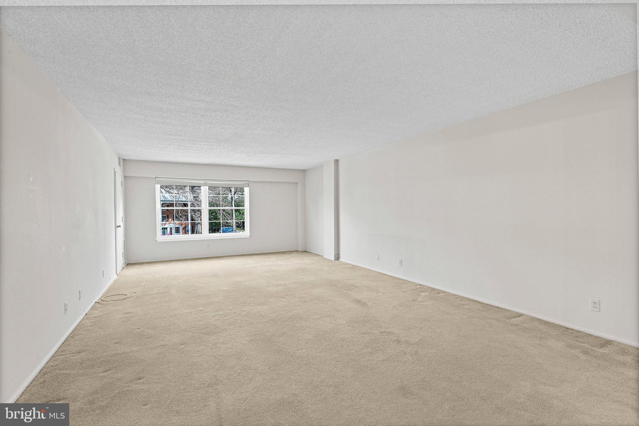 THE COLONIES - Residential