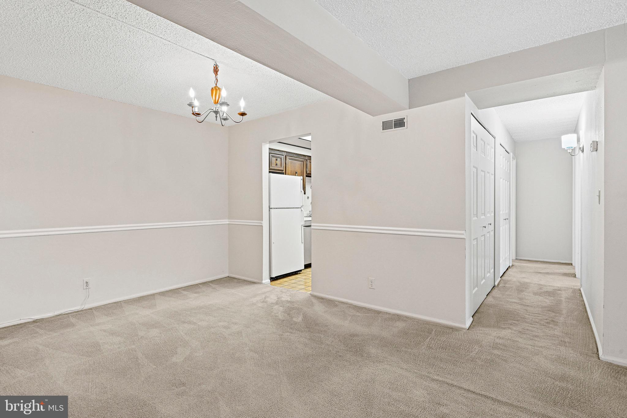 THE COLONIES - Residential