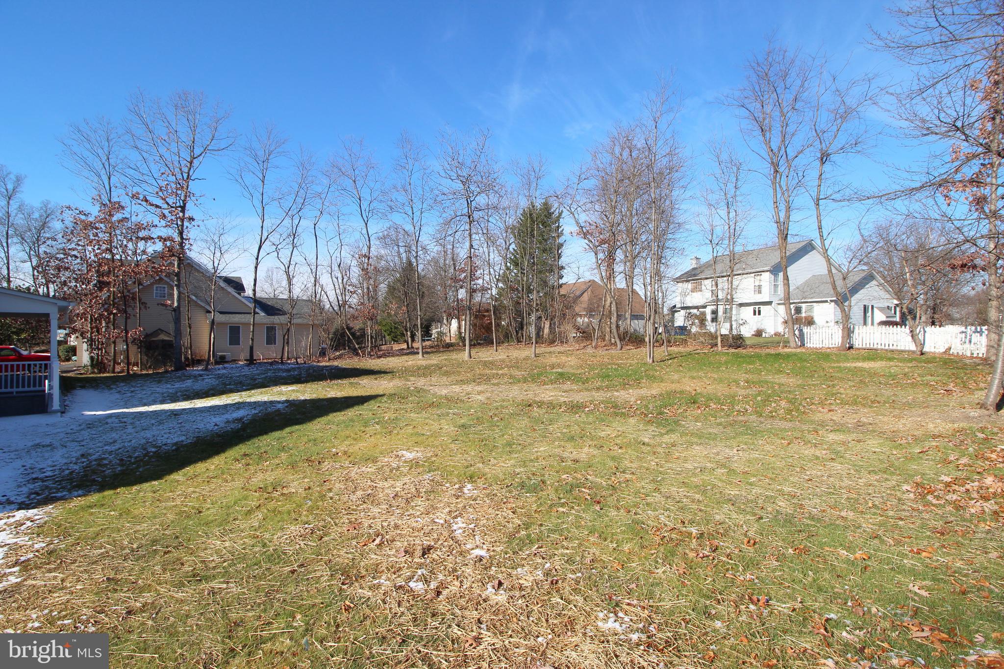 VALLEY MILL ESTATES - Residential Lease