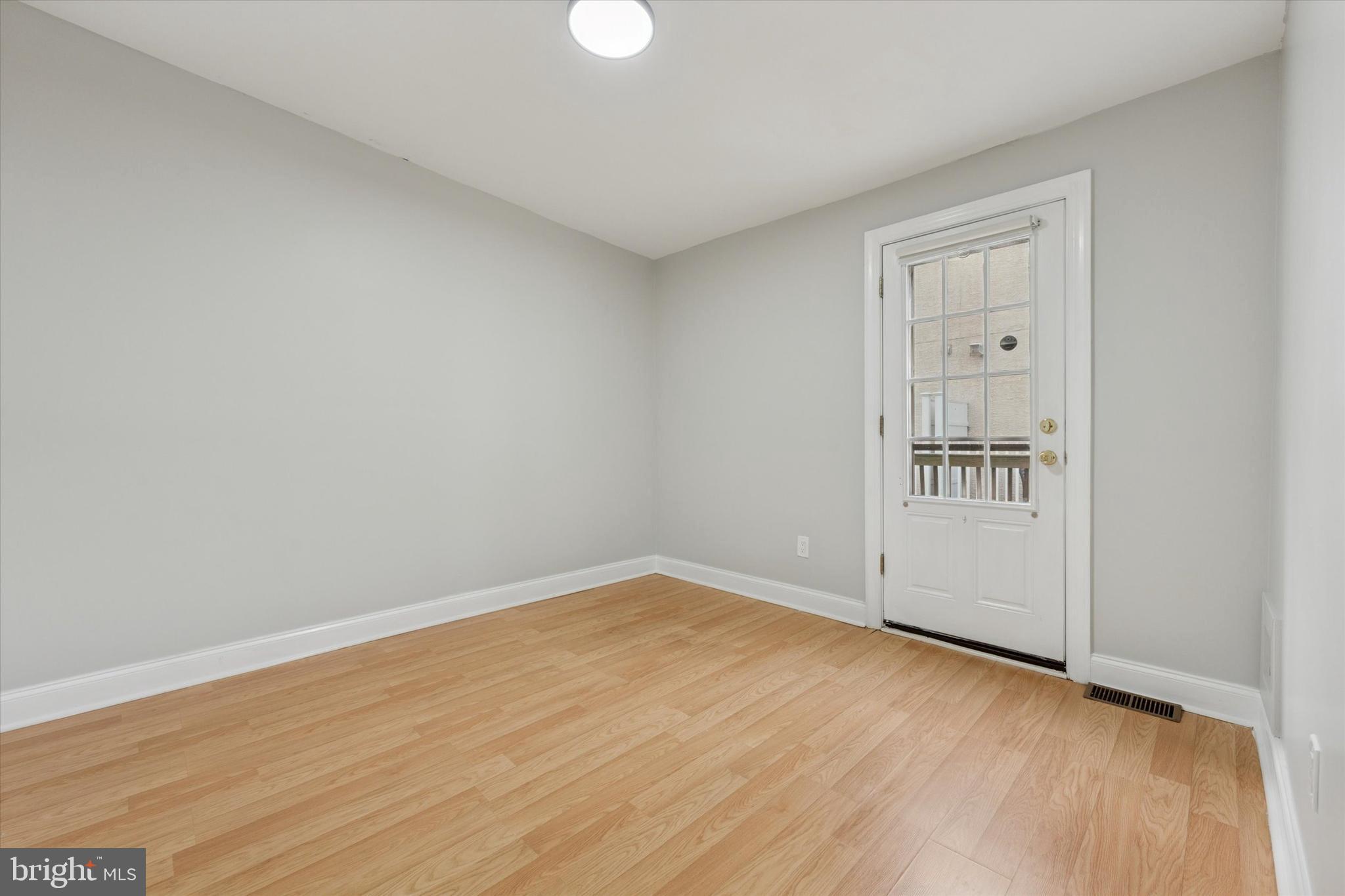 PHILADELPHIA (SOUTHWEST) - Residential Lease