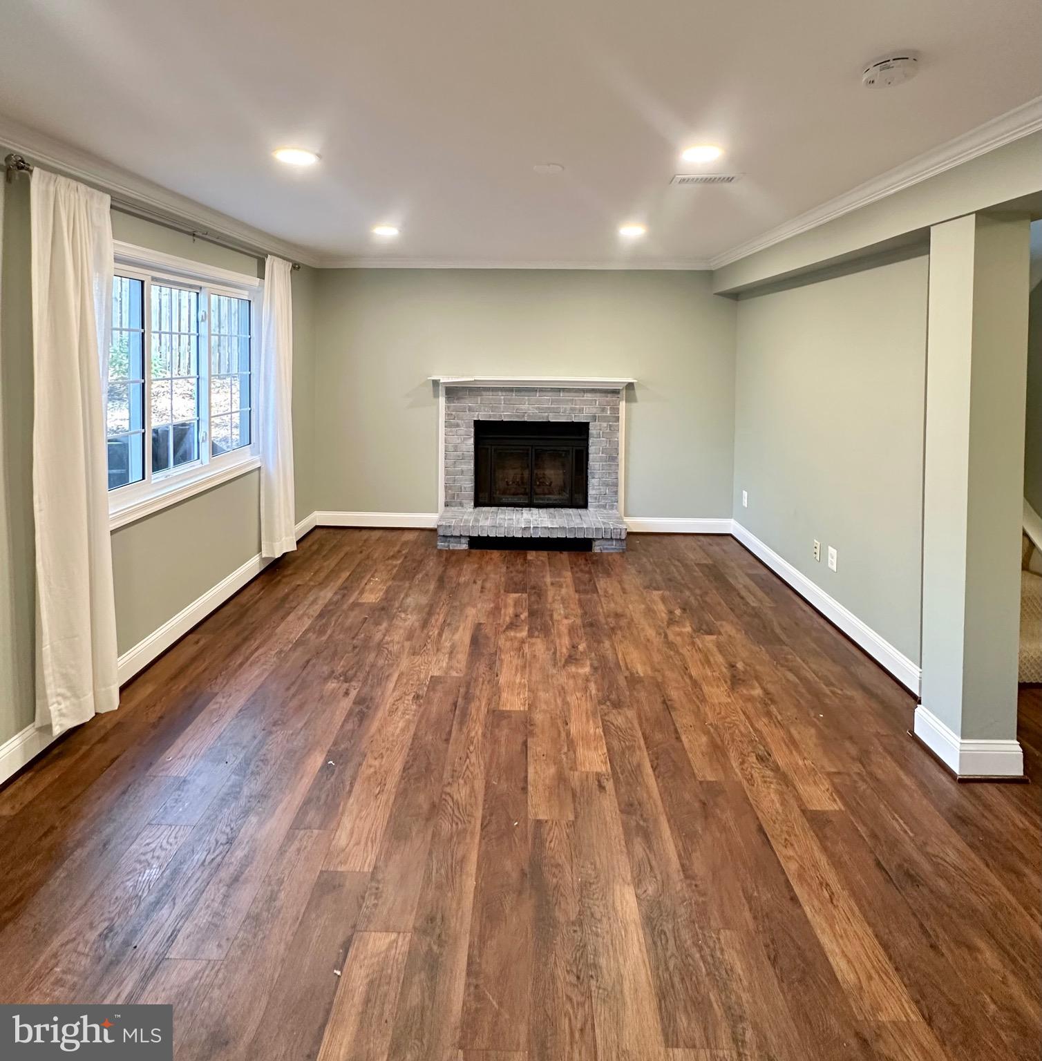 RESTON - Residential Lease