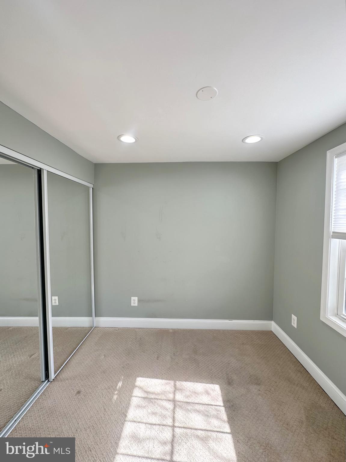 RESTON - Residential Lease