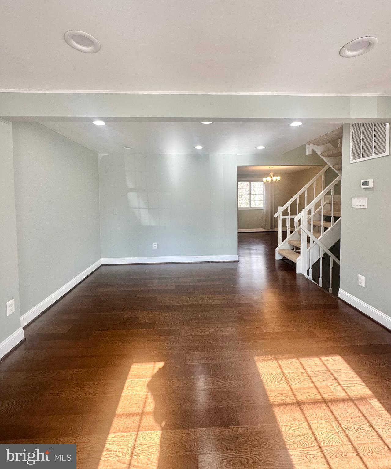 RESTON - Residential Lease