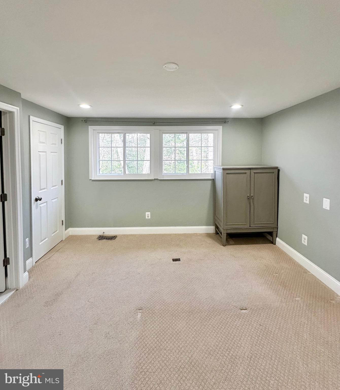 RESTON - Residential Lease