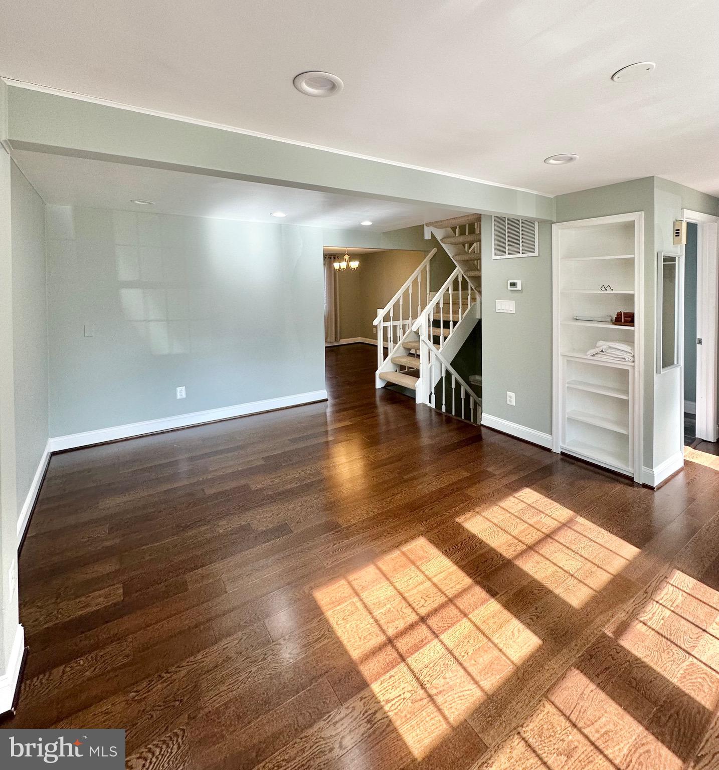 RESTON - Residential Lease