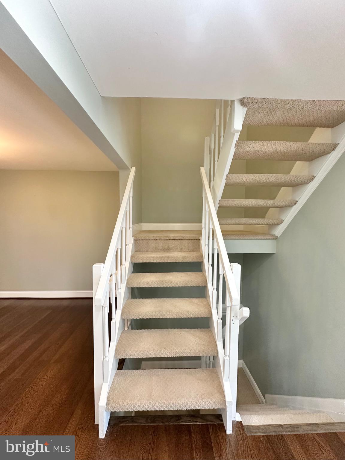 RESTON - Residential Lease