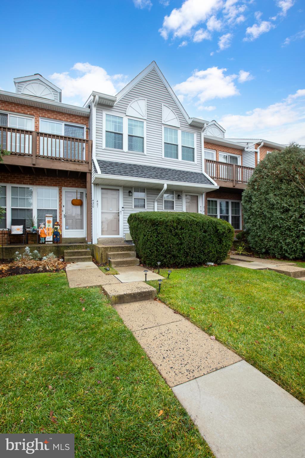 NORTHRIDGE ESTATES - Residential