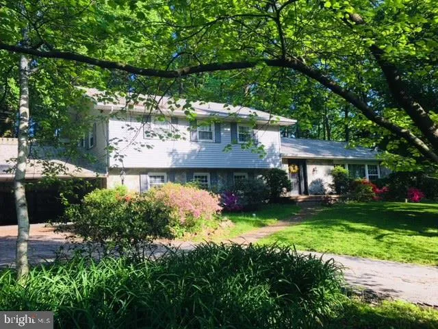 44 Oak Ridge Road, Lewistown, PA 17044