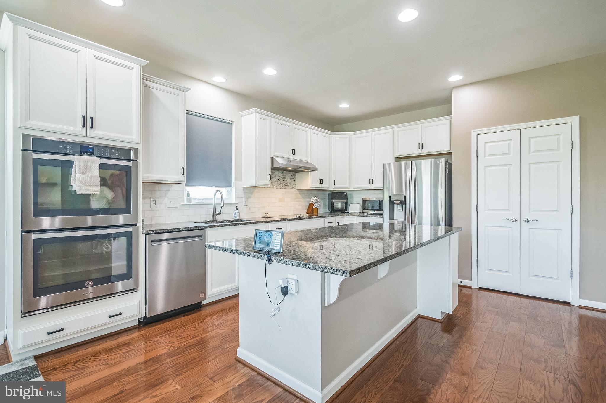 SOUTHERN HILLS - Residential