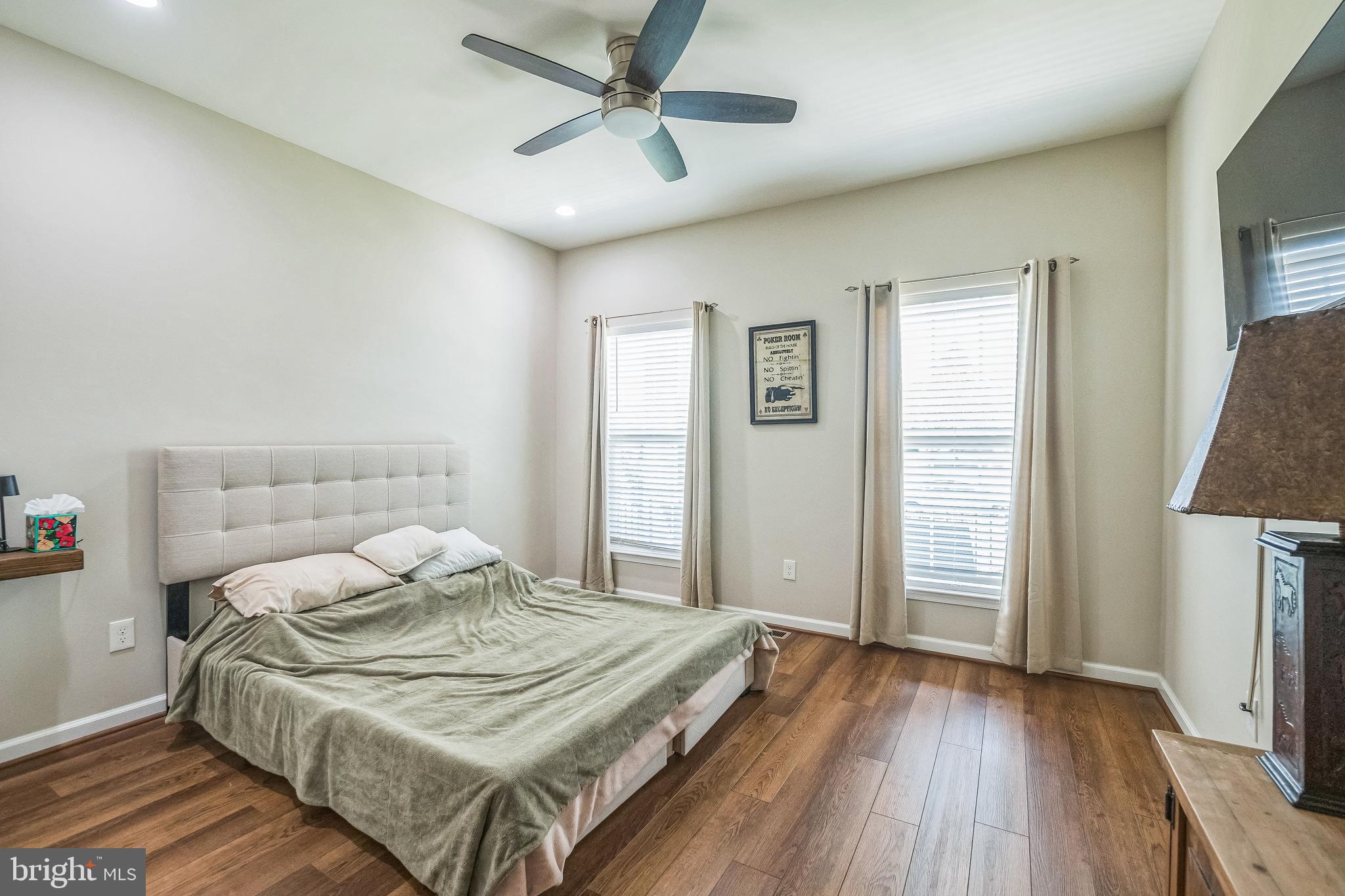 SOUTHERN HILLS - Residential