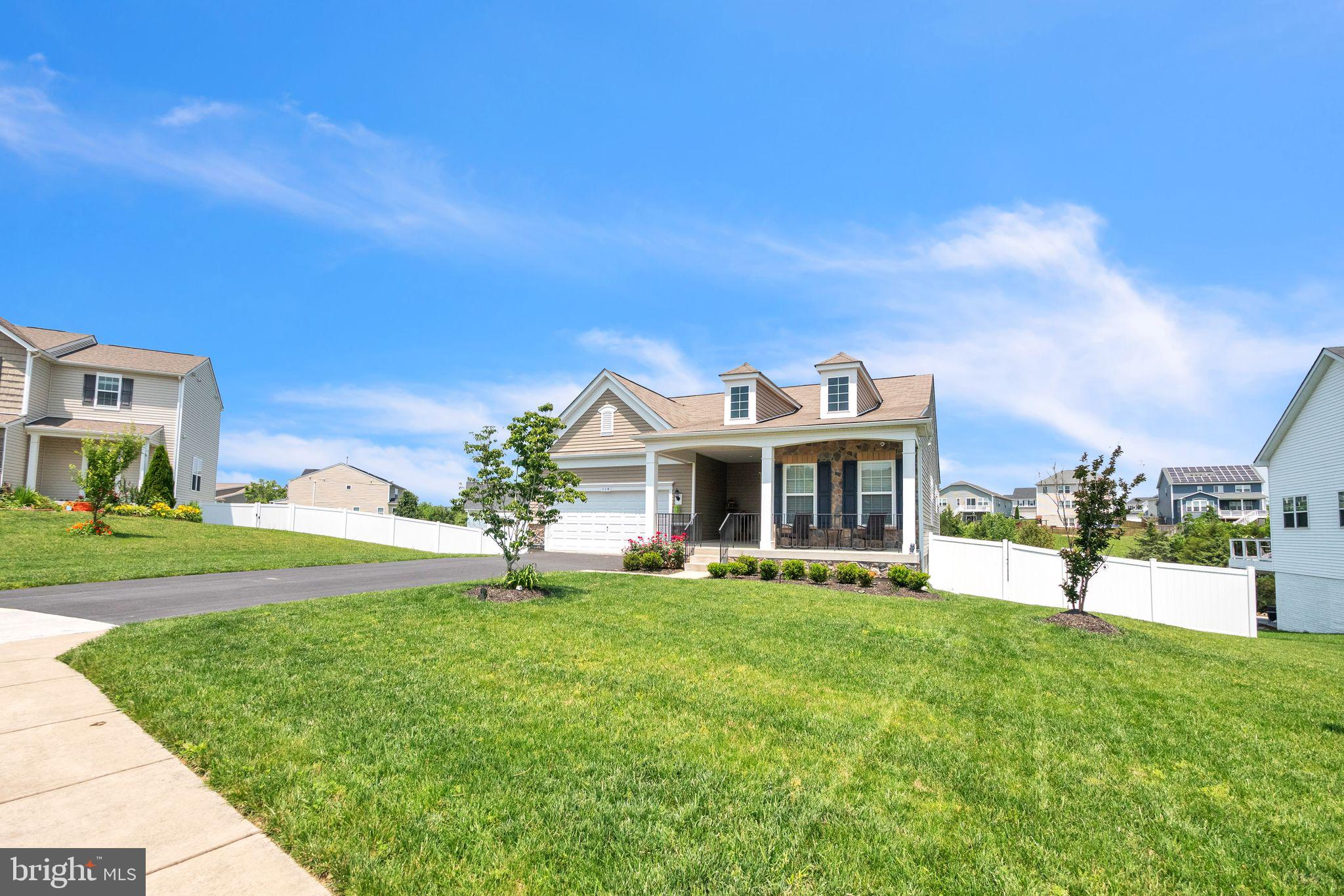 114 WAKEFIELD COURT