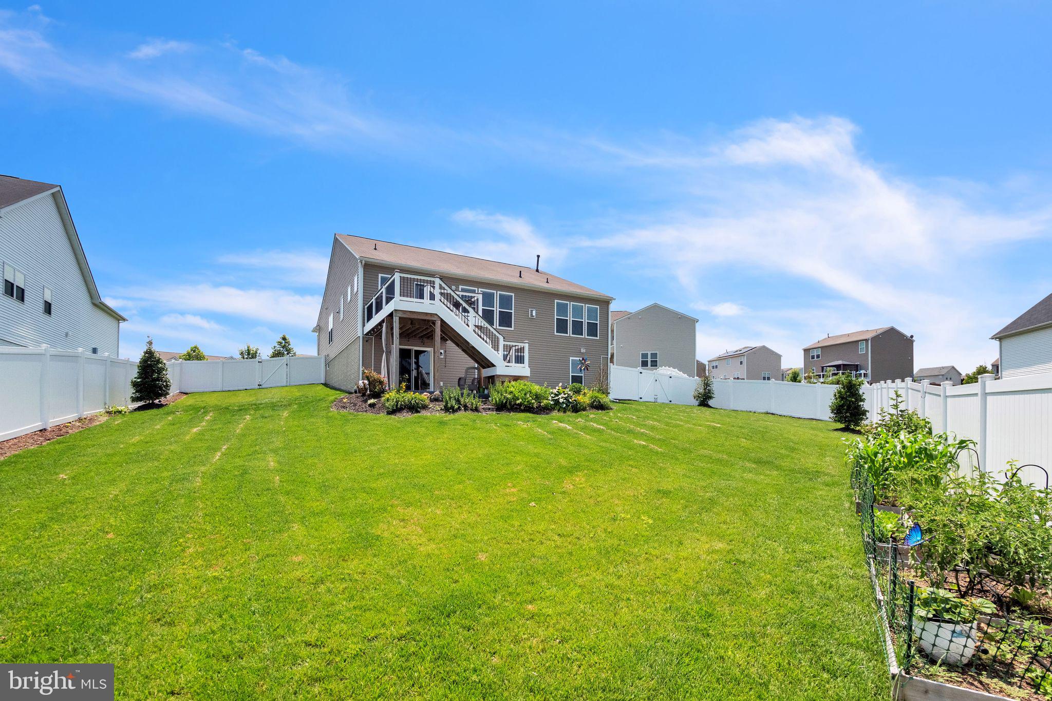 SOUTHERN HILLS - Residential