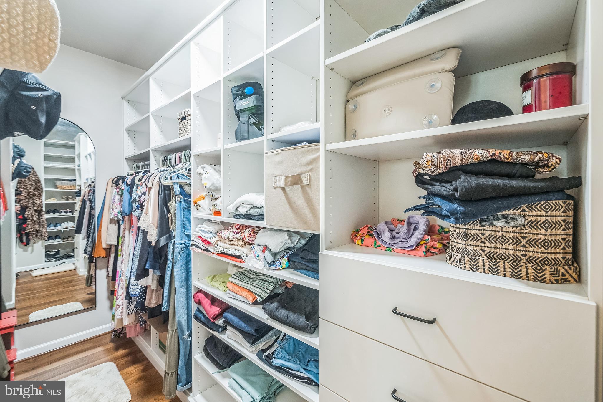 SOUTHERN HILLS - Residential