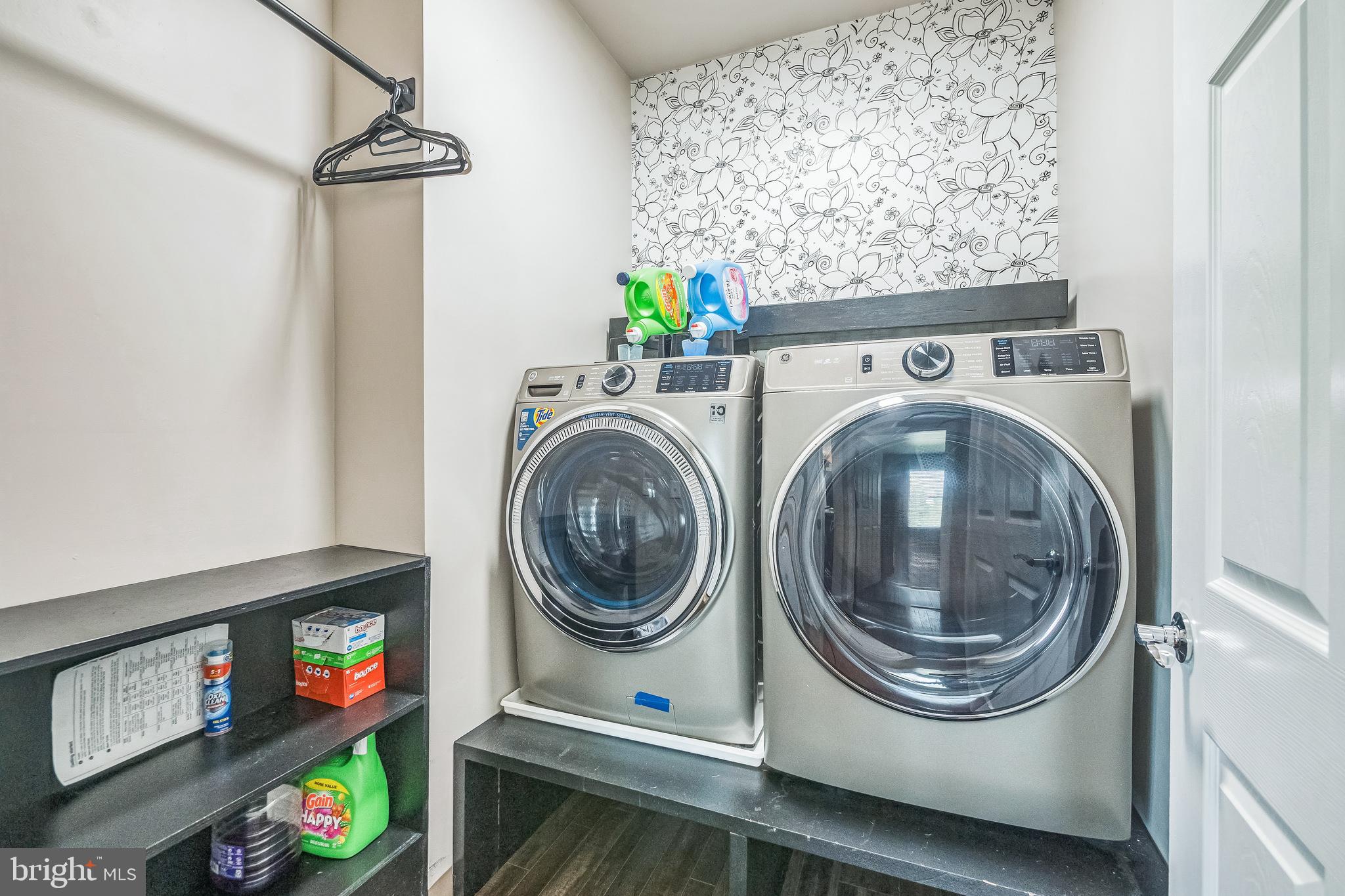 SOUTHERN HILLS - Residential