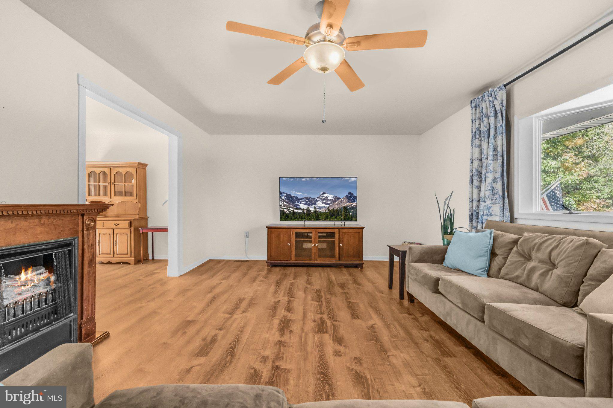 47 MOUNTAINSIDE ROAD