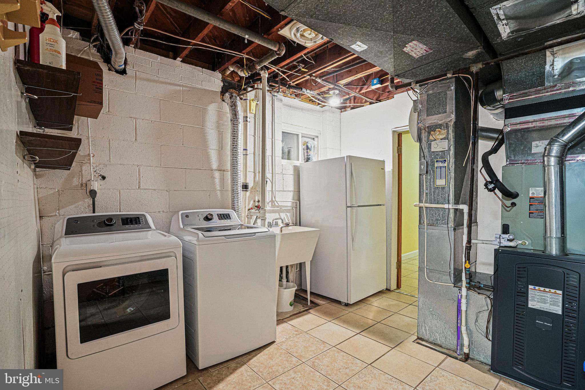 RAVENWOOD PARK - Residential