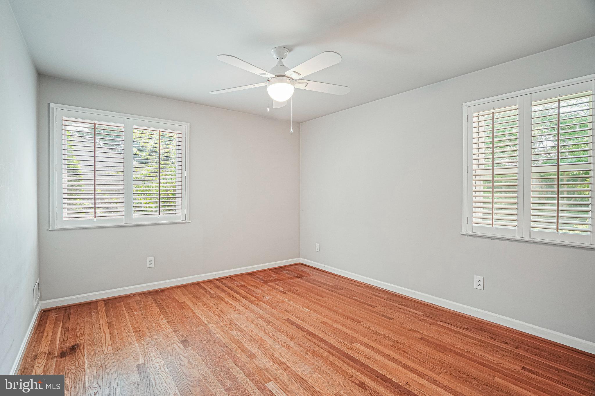 RAVENWOOD PARK - Residential