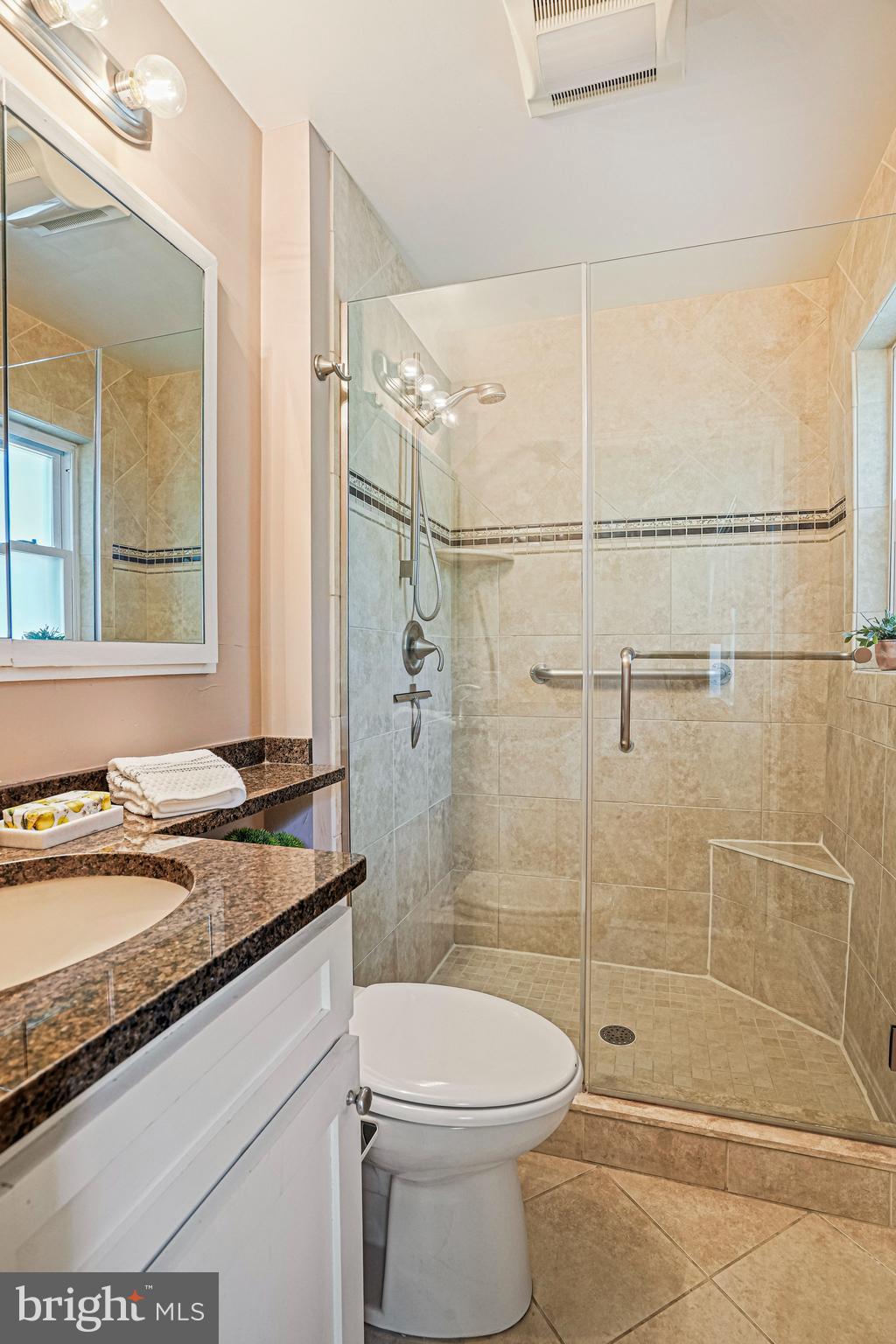 RAVENWOOD PARK - Residential