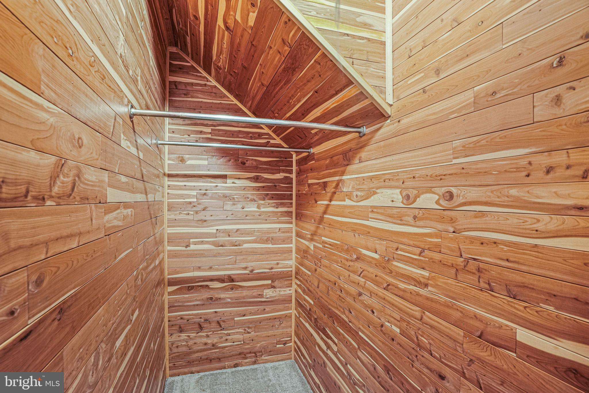 RAVENWOOD PARK - Residential