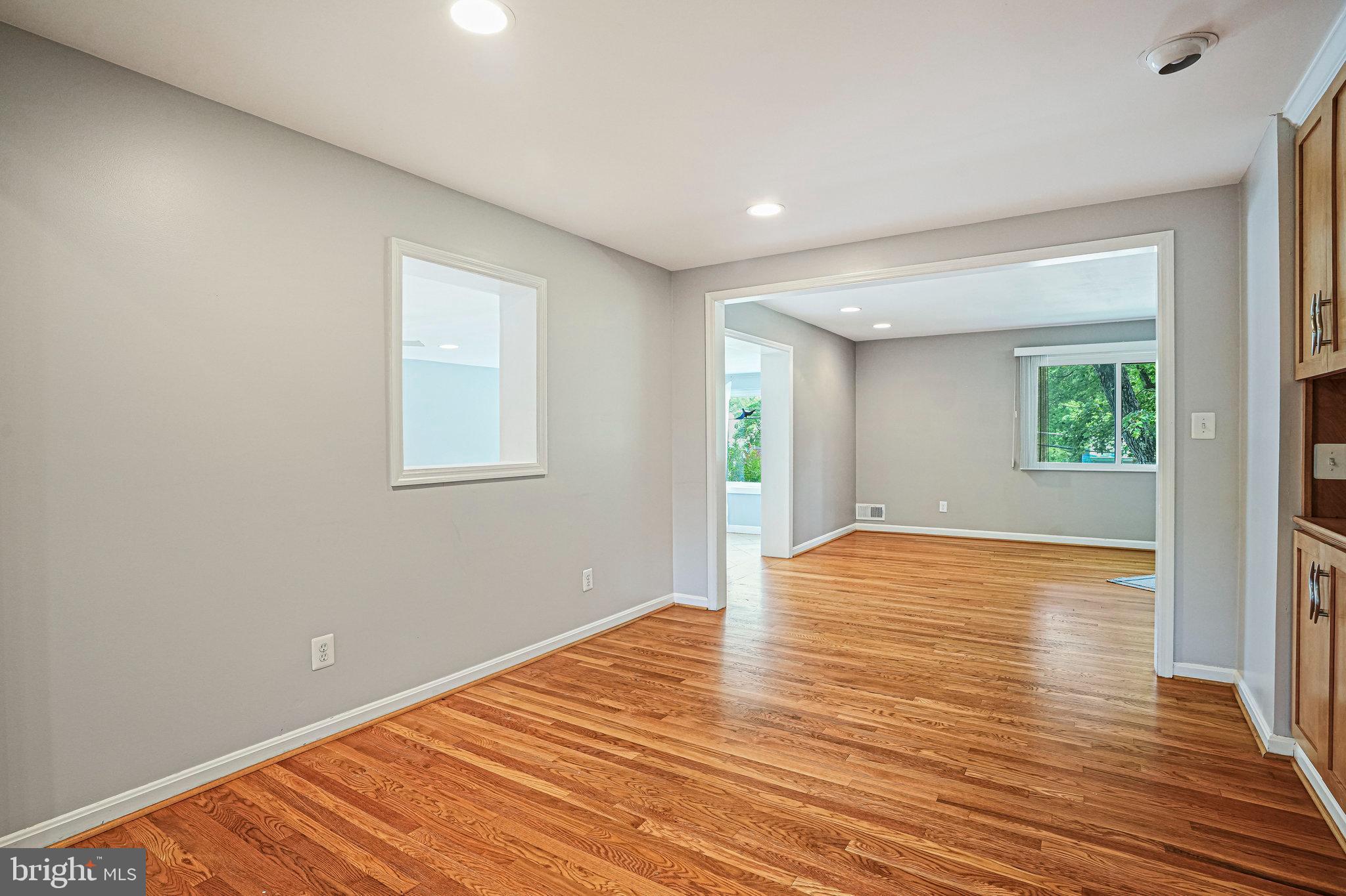 RAVENWOOD PARK - Residential