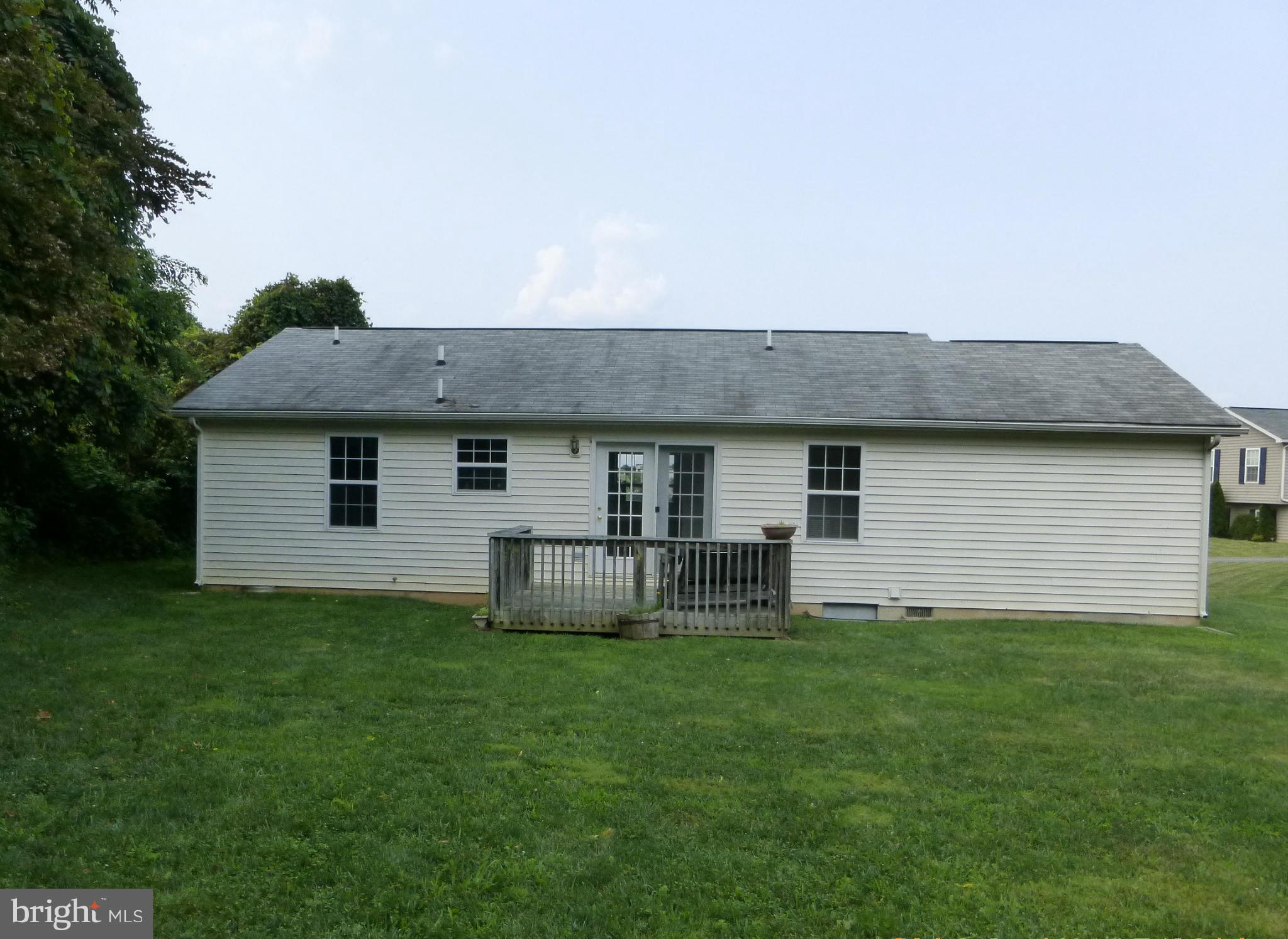 RIDGEFIELD - Residential