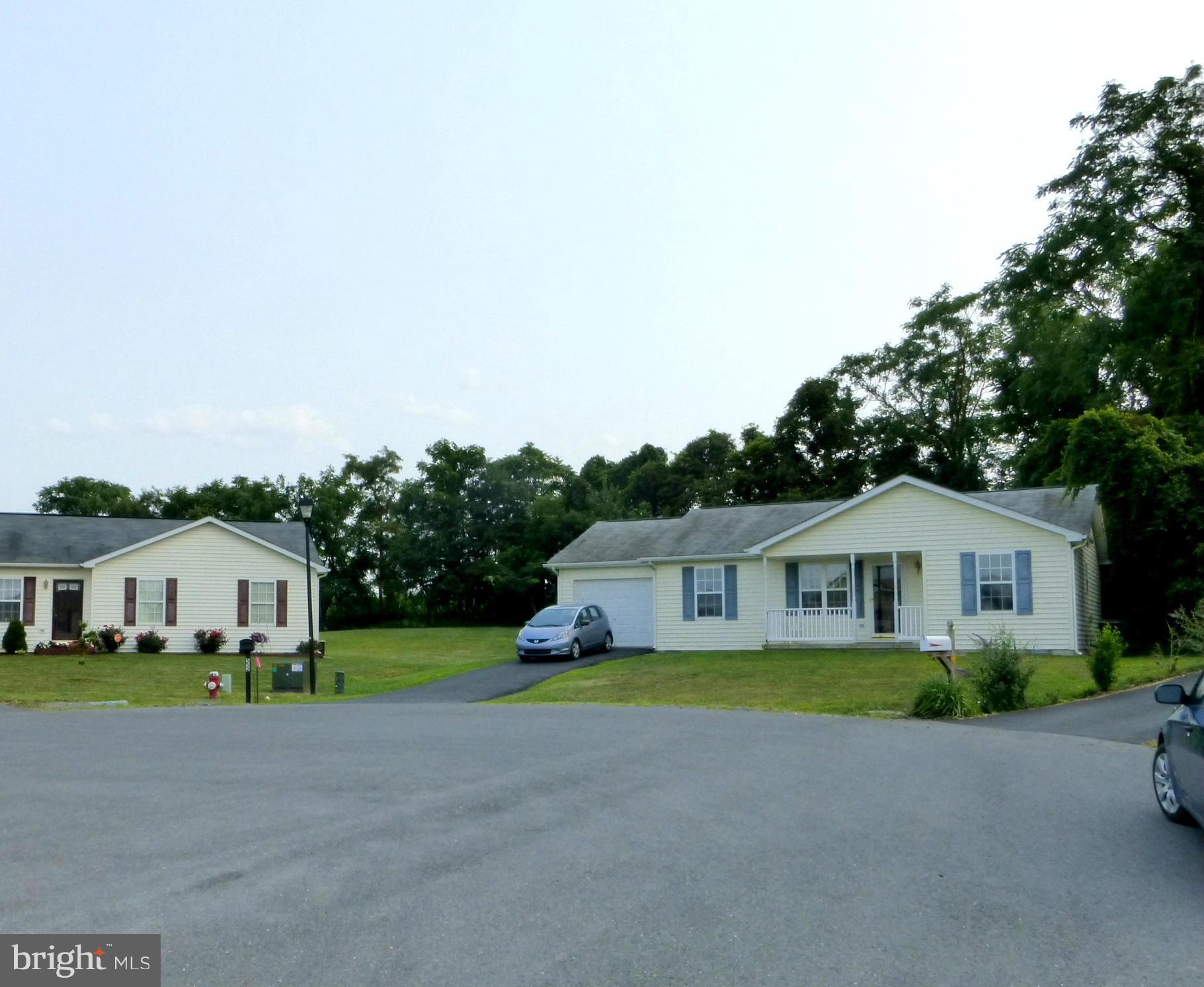 RIDGEFIELD - Residential