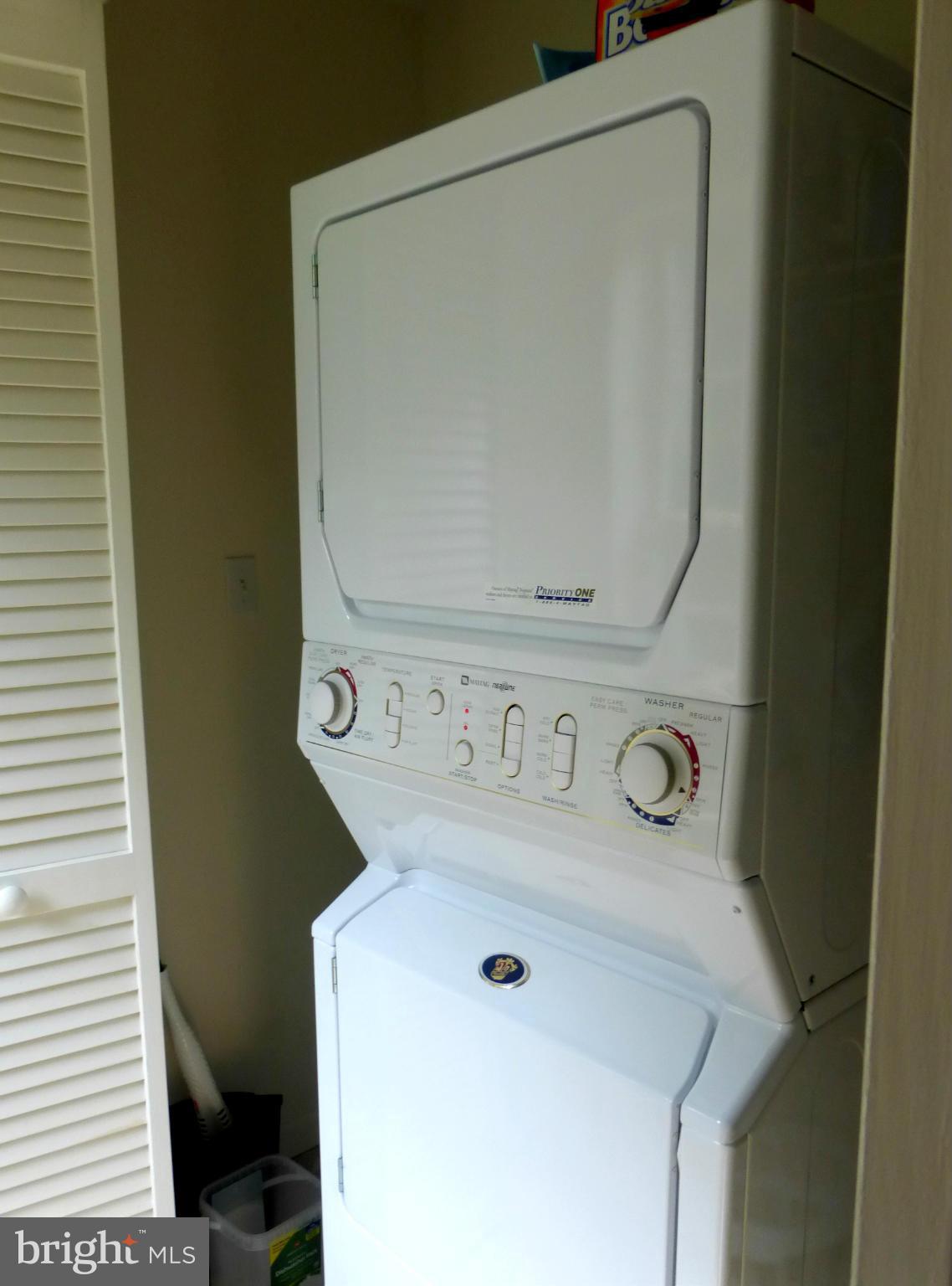 RIDGEFIELD - Residential